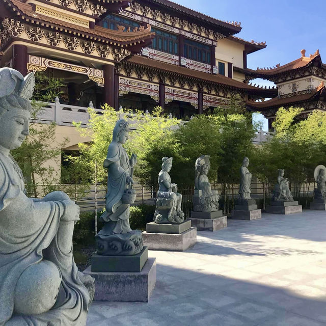 วัดไท่ฮัว ฝอกวงซัน Fo Guang San Temple🛕