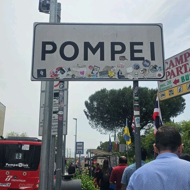 Educate yourself with some awesome history of Pompei