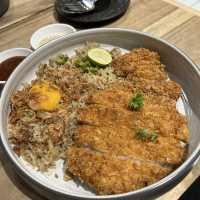 🍛 อู้วว์ ทงคัตสึ บรรทัดทอง 🍝