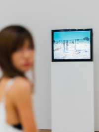 大館當代美術館全新夏季展覽呈獻當今深具影響力的美國藝術家布魯斯・瑙曼🤍