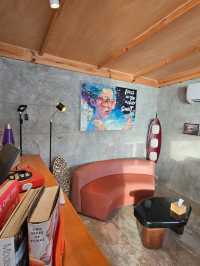 คาเฟ่ลับๆบนเกาะล้าน Vibe​ Bar​ Kohlarn​