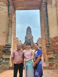 เเต่งชุดไทยไปวัดไชย🙏🙏