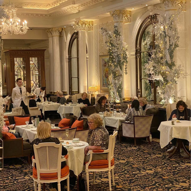 รีวิวโรงแรมหรูในยุโรป: The Savoy, London 🏨🇬🇧