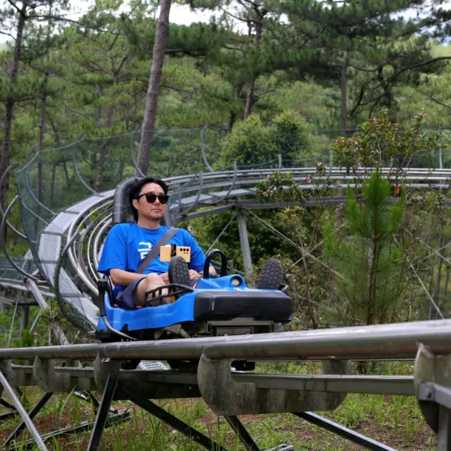 Vietnam Travel: Datanla New Alpine Coaster Line