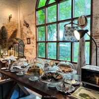 คาเฟ่โคราช สไตล์บ้านสวนอังกฤษ เปิดแค่เสาร์อาทิตย์🏡