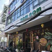 베트남 여행 나트랑 맛집 Nôm Nôm Restaurant & Cafe