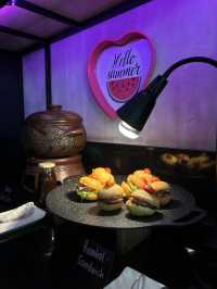 Moxy Bandung โรงแรมสไตล์โมเดิร์นใน Bandung