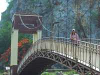 อุทยานหินเขางู จ.ราชบุรี