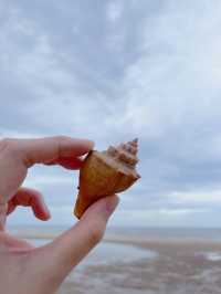 ริมชายหาดชะอำ 💙
