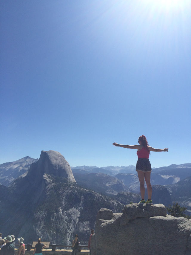 Exploring Yosemite National Park: A Natural Wonderland 🏞️🌲