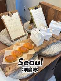 【韓国・狎鴎亭】塩パン好きは食べてみて‼️シンプルだから美味しい塩パン❣️