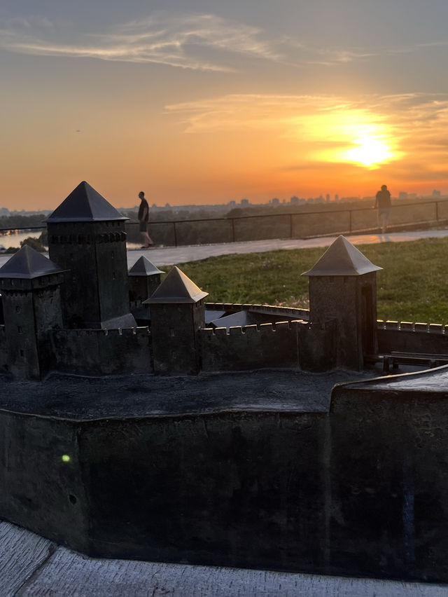 塞爾維亞最美日落地點🇷🇸🌇⛲️