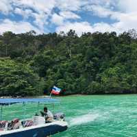A Thrilling Day of Parasailing at Tunku Abdul Rahman Park