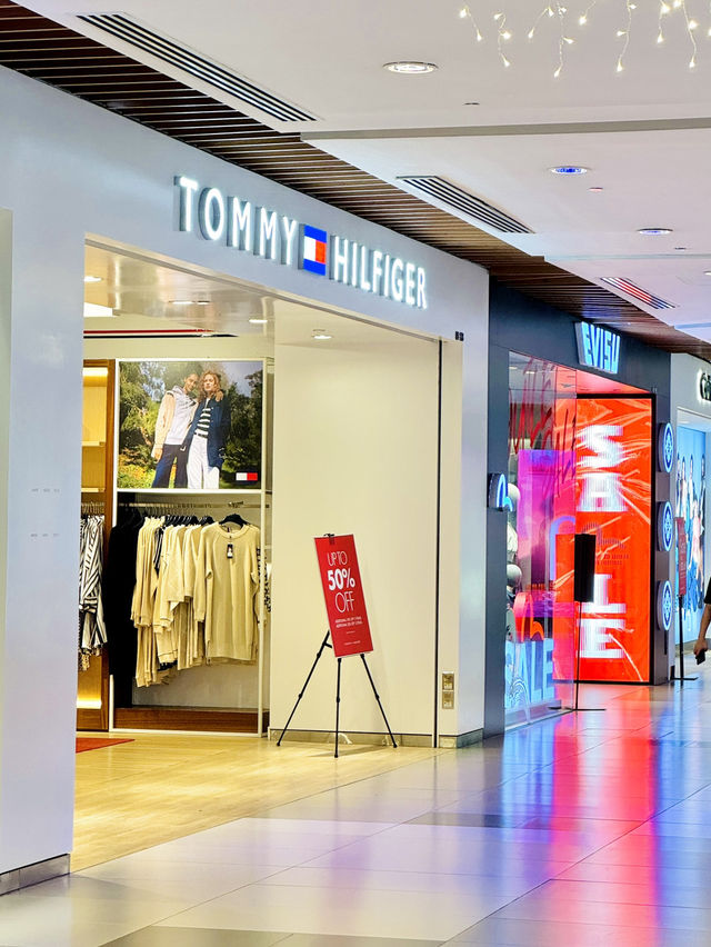 🇸🇬 Shopping at IMM, Singapore: A Traveler’s Paradise for Deals and Variety