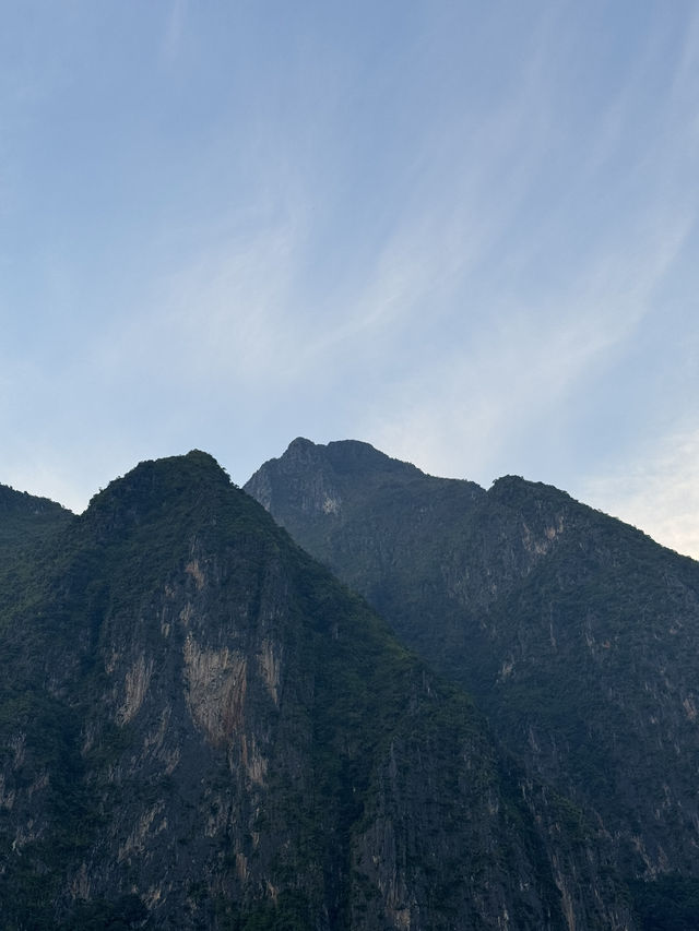 บ้านหนองเขียว | สปป.ลาว 🏡⛰️🌤️🌿