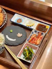 中環韓國人氣過江吉列豬扒