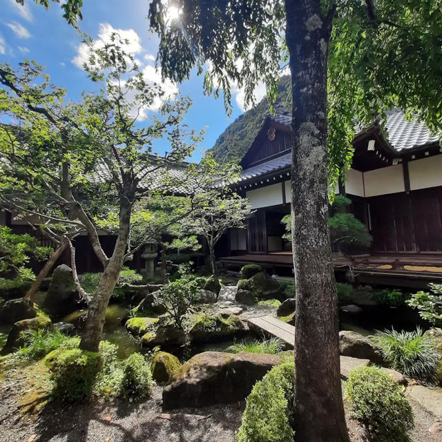 ～ 法善寺橫丁～漫步江戶風情的歷史街道～