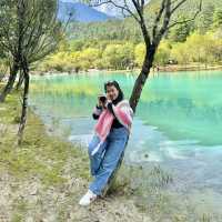 The Bluest lake I’ve ever seen. This is not Switzerland, this China.