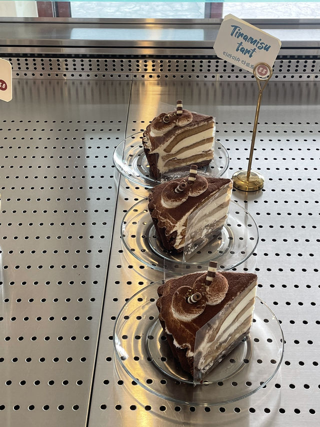 청사포 바다뷰가 뷰이는 베이커리 대형카페 🥖🥐