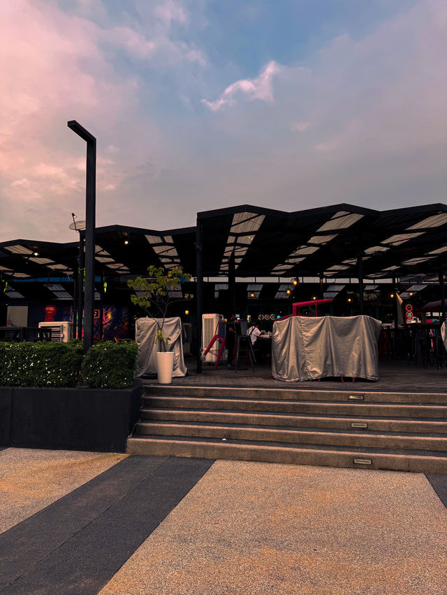 A Trendy Weekend Getaway Spot in Eco Ardence, Setia Alam