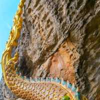 Wat Phu Ta Phao Thong