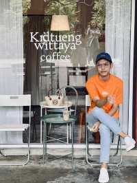 คิดถึงวิทยา คาเฟ่กลางหุบเขาแม่แตง วิวล้านล้าน 🌲☕