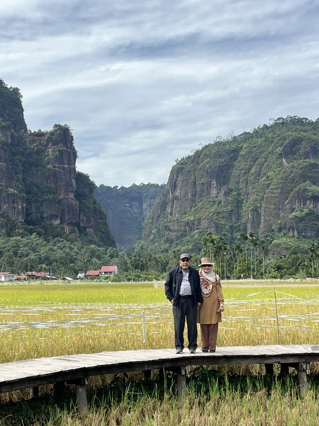 Memorable family trip to Padang, Bukittingi and Lembah Harau