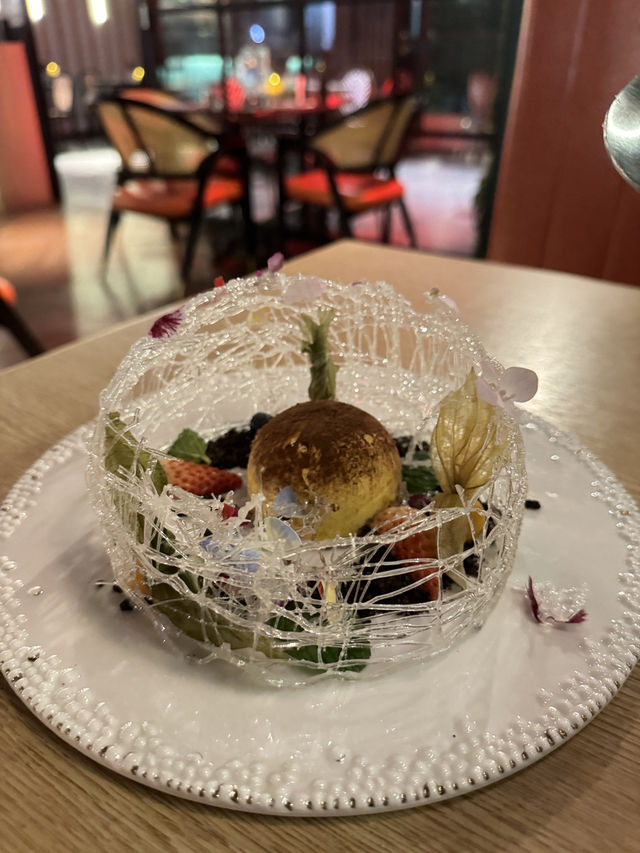中環超靚岩晒打卡嘅tiramisu😍