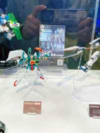 🌟《高達迷夢幻朝聖！台北鋼彈旗艦店遊記》🤖⚔️💫