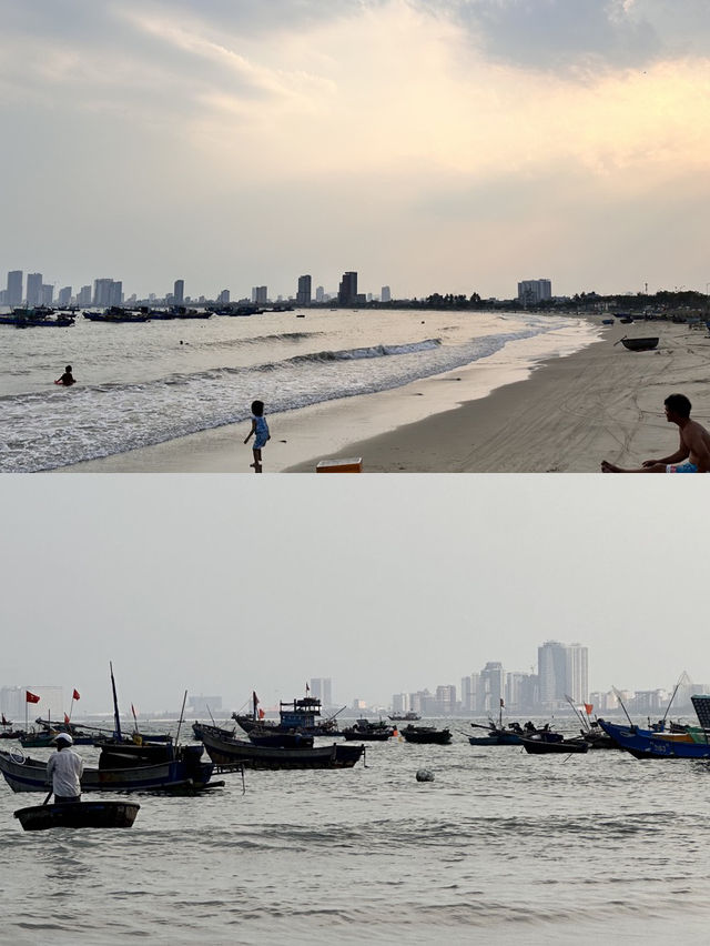 고층에서 바라본 베트남 다낭의 미케비치 ⛱️