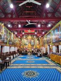 【チェンマイ】有名な占い師が勧める！幻想的なお寺