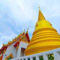 ไหว้พระปรมาจารย์ เเห่งวัดมัชฌันติการาม