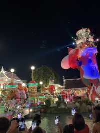 🍫🎅✨「曼谷聖誕夜狂歡：探訪巧克力村的聖誕奇幻世界」🎄🎉🚢🎇🔥