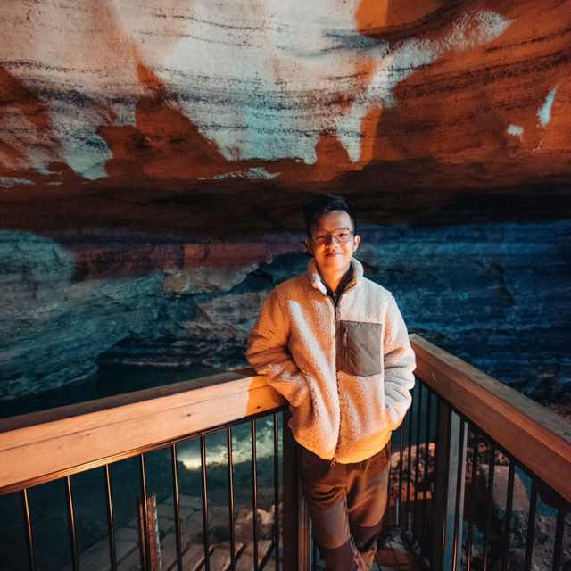 南澳洲甘比爾山洞穴Engelbrecht Cave