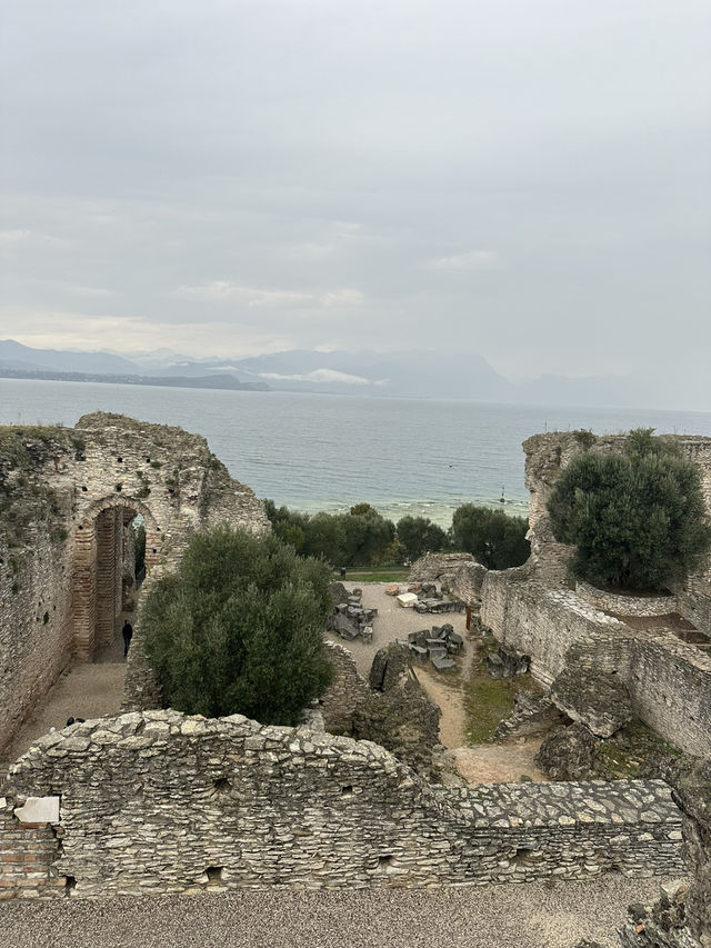 1세기 로마귀족의 별장, 그로테 디 카툴로(Grotte di Catullo) 🍃