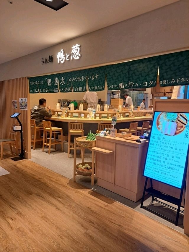 【大阪】サクッと飲みからがっつりランチまで多様使いで楽しめる♪
