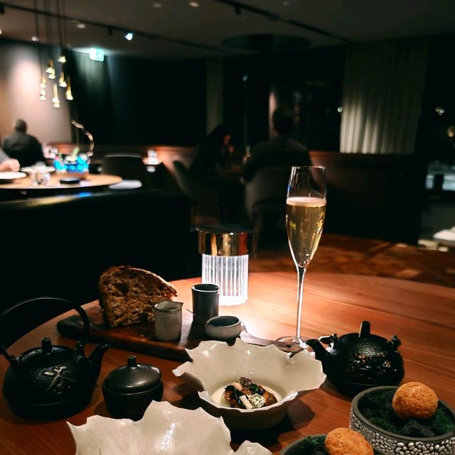 冰島Blue Lagoon入面間米芝蓮餐廳真係好正