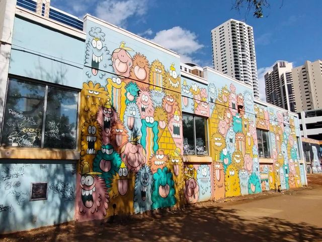 【ハワイ】カラフルなウォールアート💖カカアコ ウォールアート