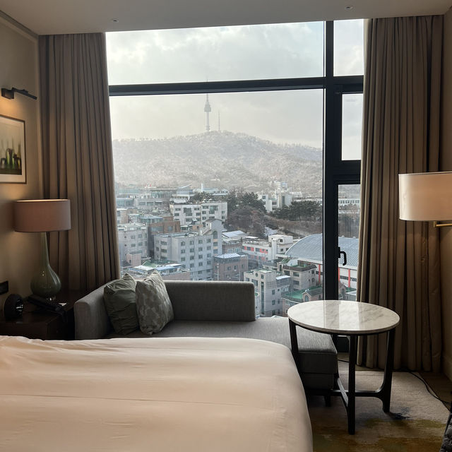 남산뷰 호캉스 명소 앰배서더풀만 