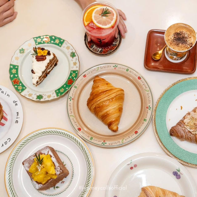 แปะพิกัดร้านครัวซองค์ภูเก็ต 🥐🩷