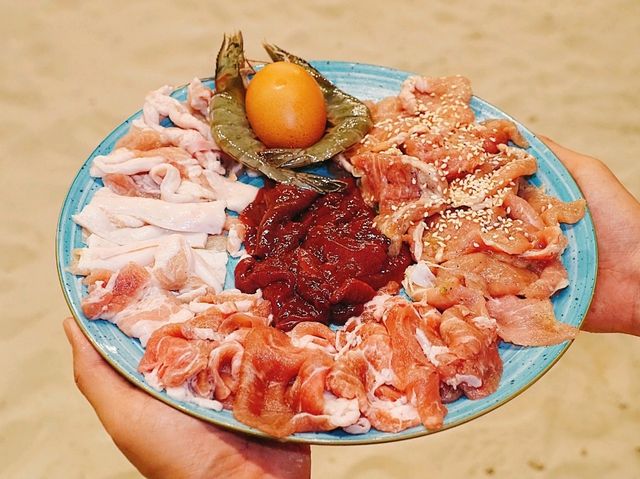ร้านไม่ลับย่านคู้บอนฟีลออนเดอะบีช