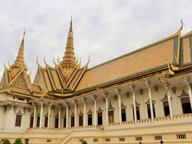 A Glimpse into Royal Grandeur – The Royal Palace of Cambodia