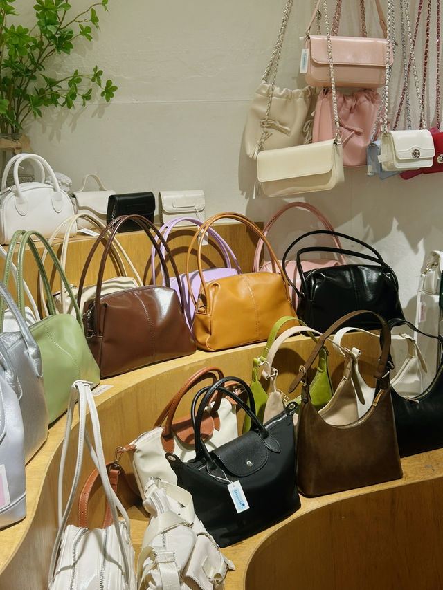 깔끔하고 예쁜 청주 소품샵 로웨더! 청주 여행지로 추천! 🎀