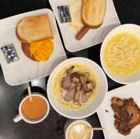 Food Log in Hong Kong🥟🍤🍟🍖🥞