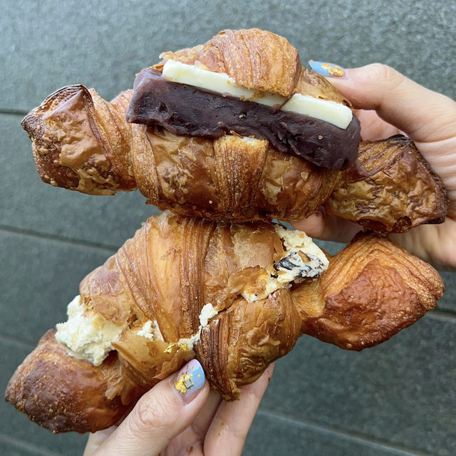 Gontran Cherrier Tokyo Aoyama: A Delicious Bakery and Café Experience