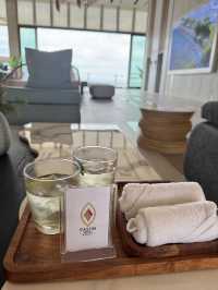 โรงแรมติดทะเลใหม่ Eastin Resort Rayong