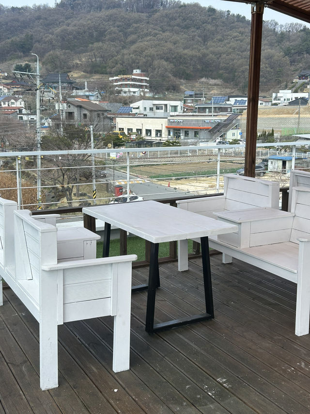 예쁘고 쾌적한 힐링 브런치 카페🤍🩵🤍! 더멜☕️