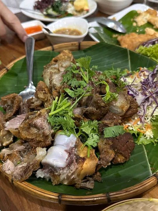 ร้านอาหารบ้านตักเงิน