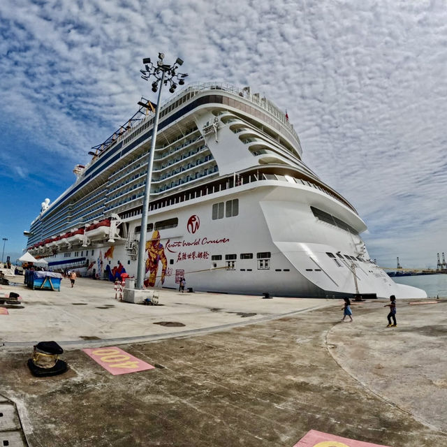 Luxury and Fun at Sea: My Genting Dream Cruise Experience