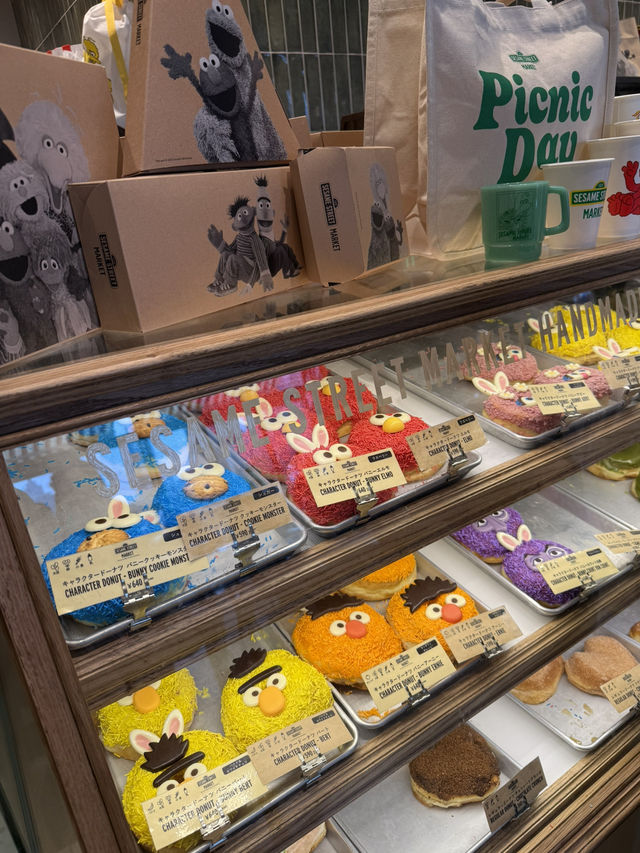 【東京・豊洲】見た目も可愛いセサミストリートのカフェ　セサミストリートマーケットカフェ